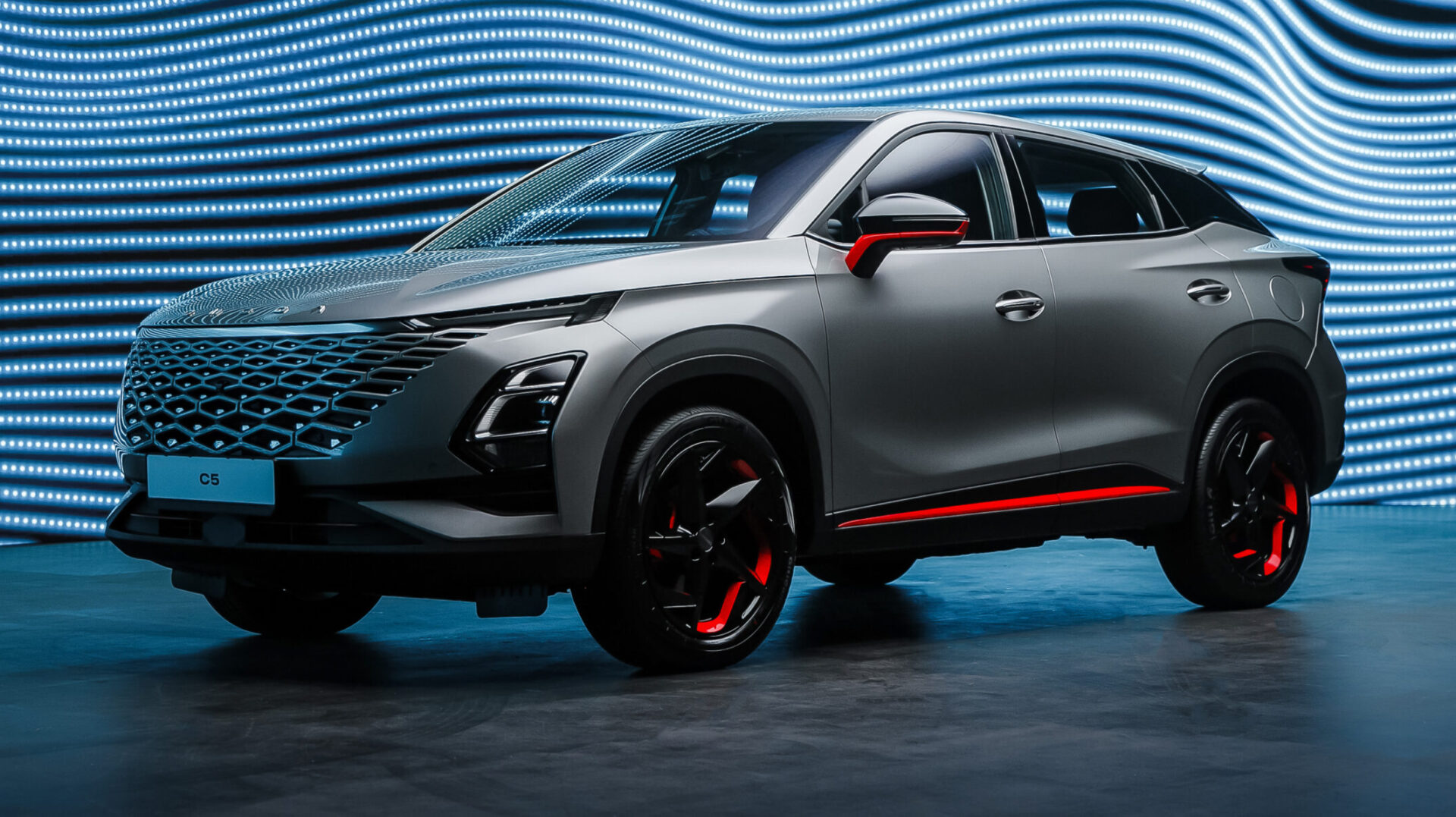 Фото Omoda C5